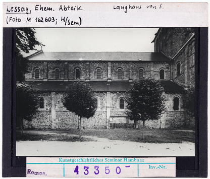 Vorschaubild Lessay: Ehemalige Abteikirche, Langhaus von Süden 